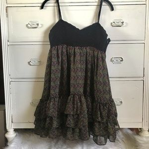 FOREVER 21 Green & Black Pattern Ruffle Dress